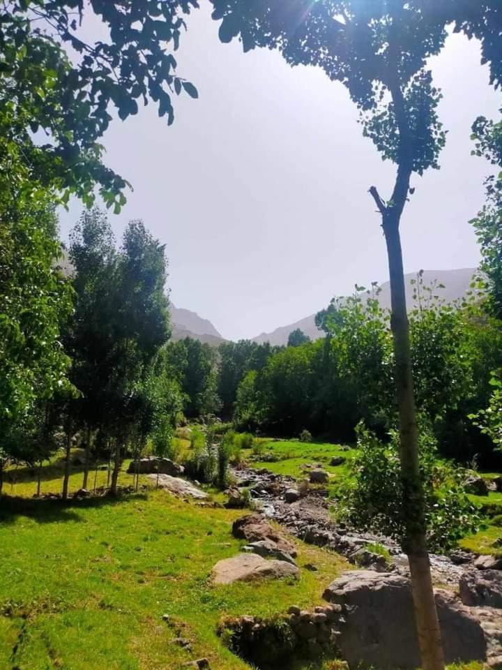 Atlas Views امليل المظهر الخارجي الصورة