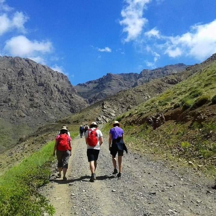 Atlas Views امليل المظهر الخارجي الصورة