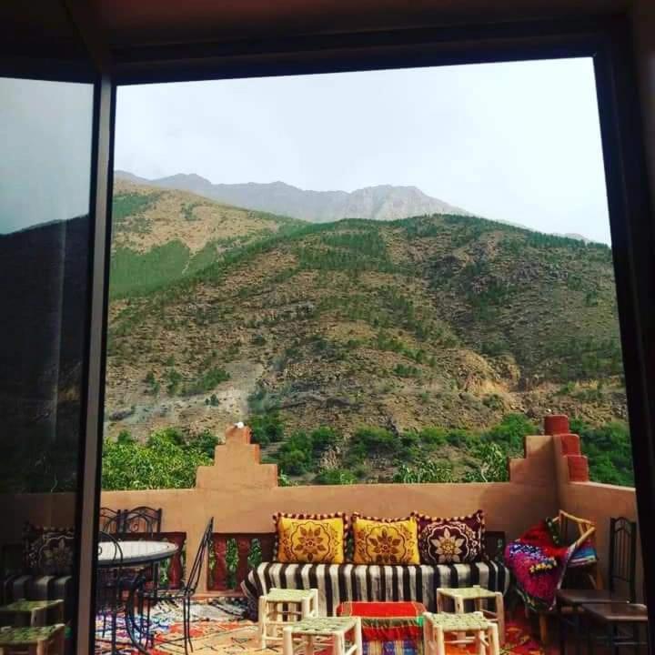 Atlas Views امليل المظهر الخارجي الصورة